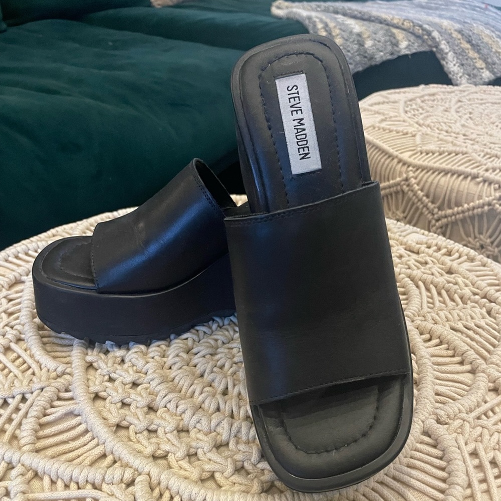 Steve Madden wedge.